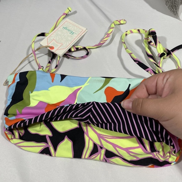NWT Maaji [ Small ] Kamali Piazza Tie Strap Reversible Bikini Top‎ - Picture 10 of 10